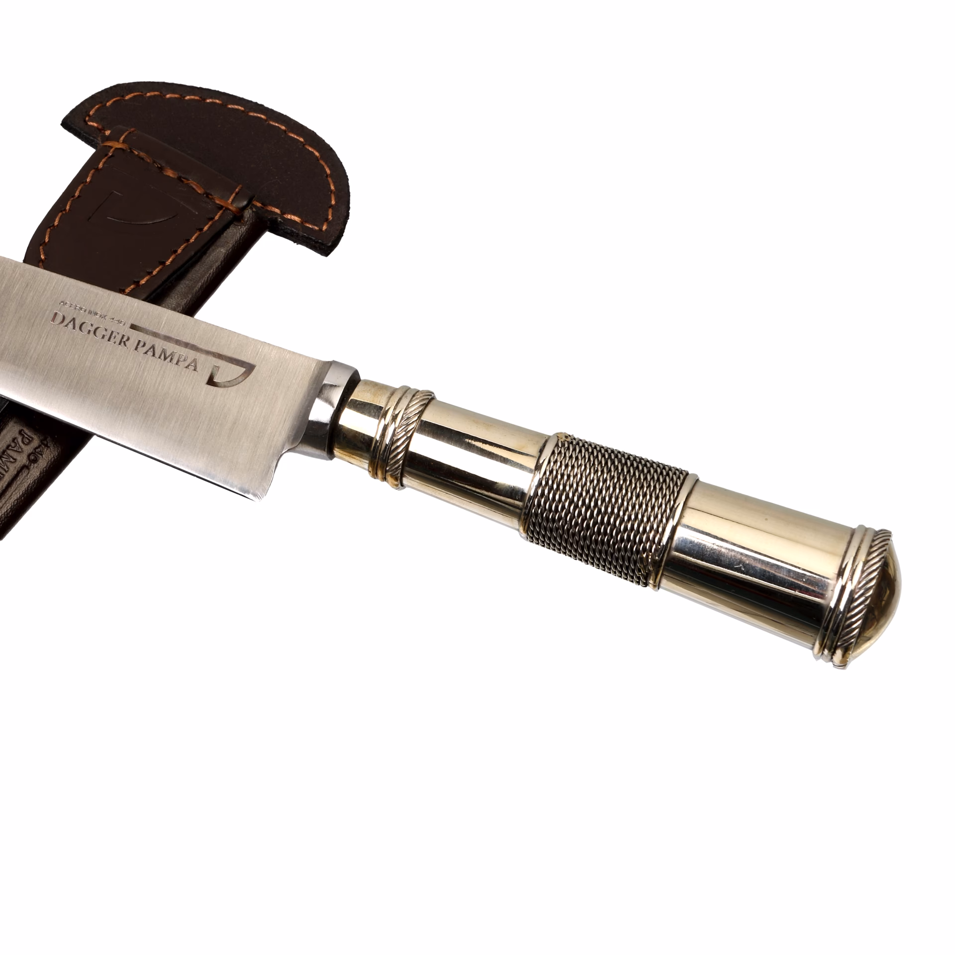 ¿Quién creó los cuchillos de acero inoxidable?