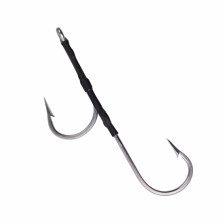 ¿Cuál es el material de los anzuelos?