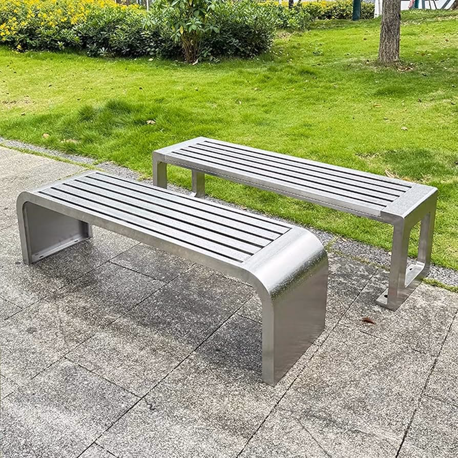 ¿Cuál es la altura de las patas de los asientos?