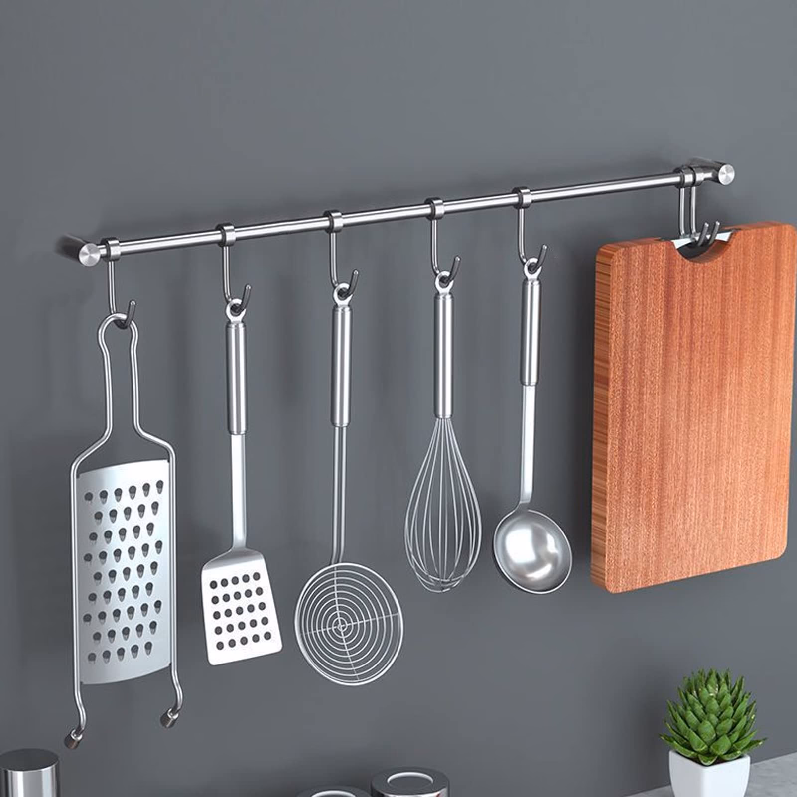 ¿Por qué es importante coger un utensilio de cocina en la pared?