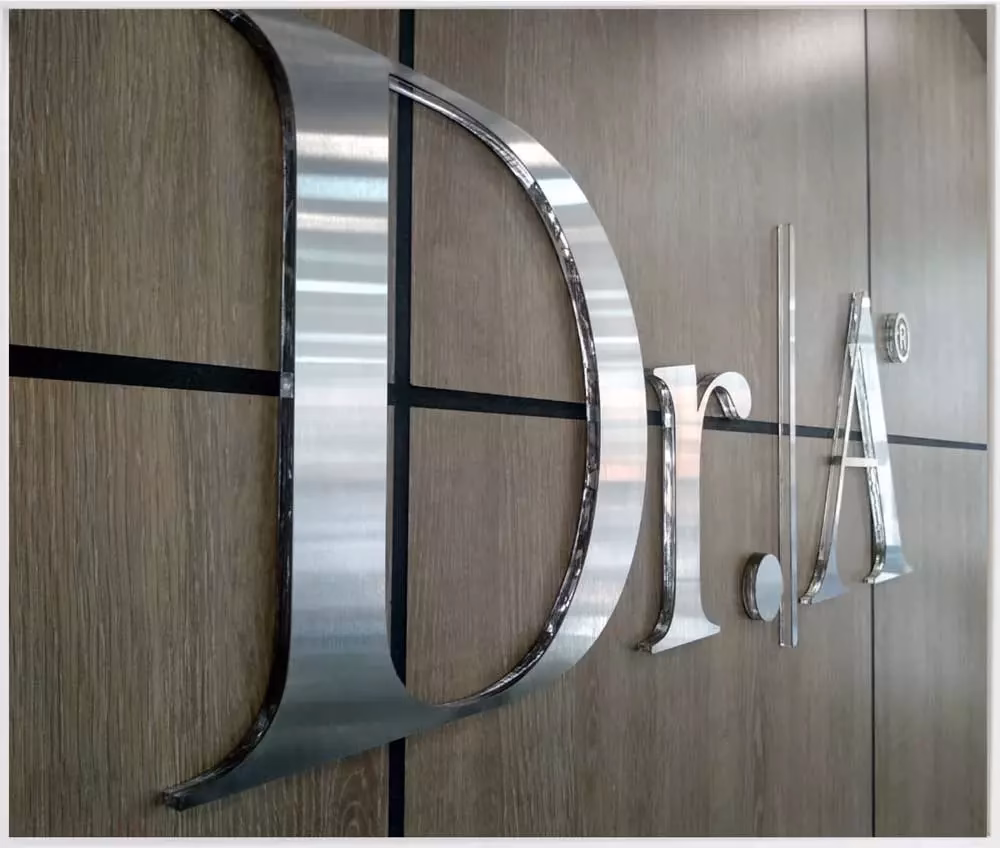 ¿Cuáles son las principales características del acero inoxidable?