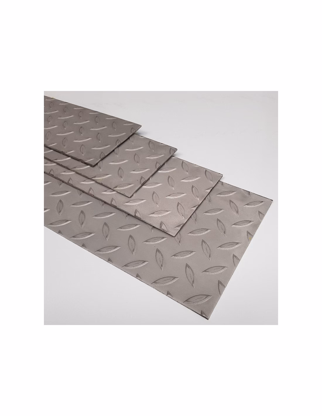 ¿Cuál es el primer edificio de chapa de acero plegada?