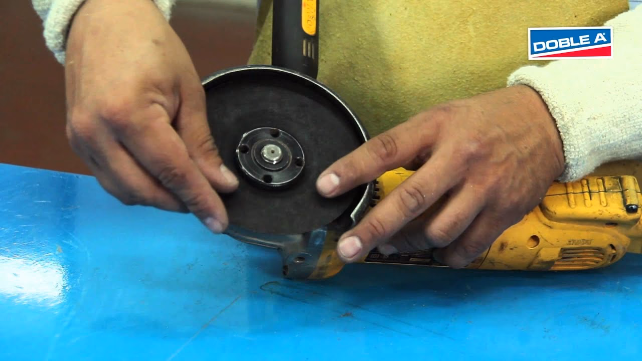 ¿Qué medidas se deben tomar al cortar acero inoxidable?