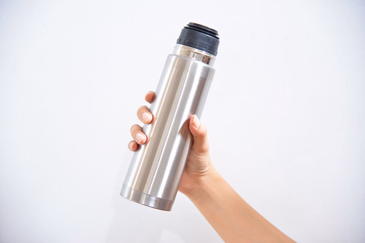 ¿Cómo eliminar el sarro del termo?