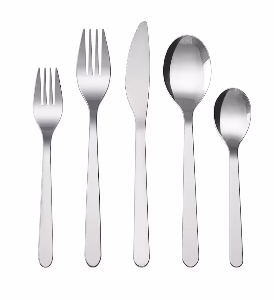 ¿Cómo limpiar los cubiertos de acero inoxidable chapado en plata?