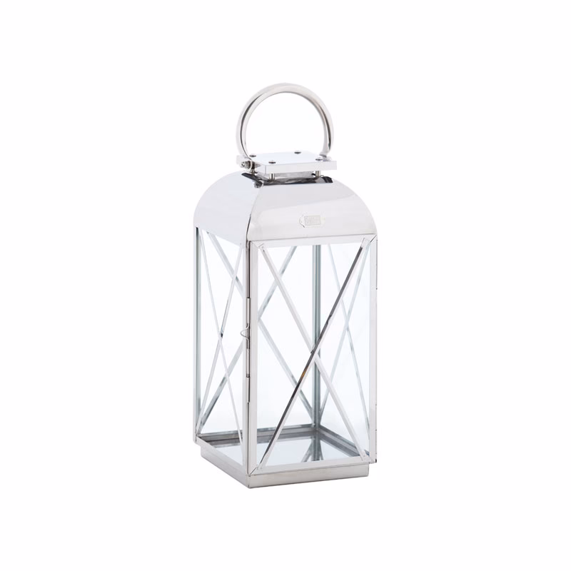 ¿Cuál es la deformación mínima del acero inoxidable?