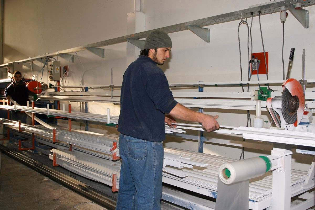 ¿Qué es el tratamiento completo de superficies de acero inoxidable?