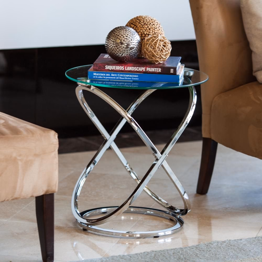 ¿Cómo decorar un centro de mesa con envases metálicos pequeños?