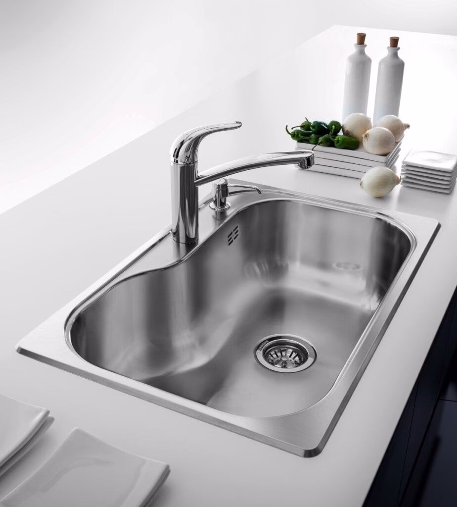 ¿Cuáles son los diferentes tipos de mesas TV esquineras?