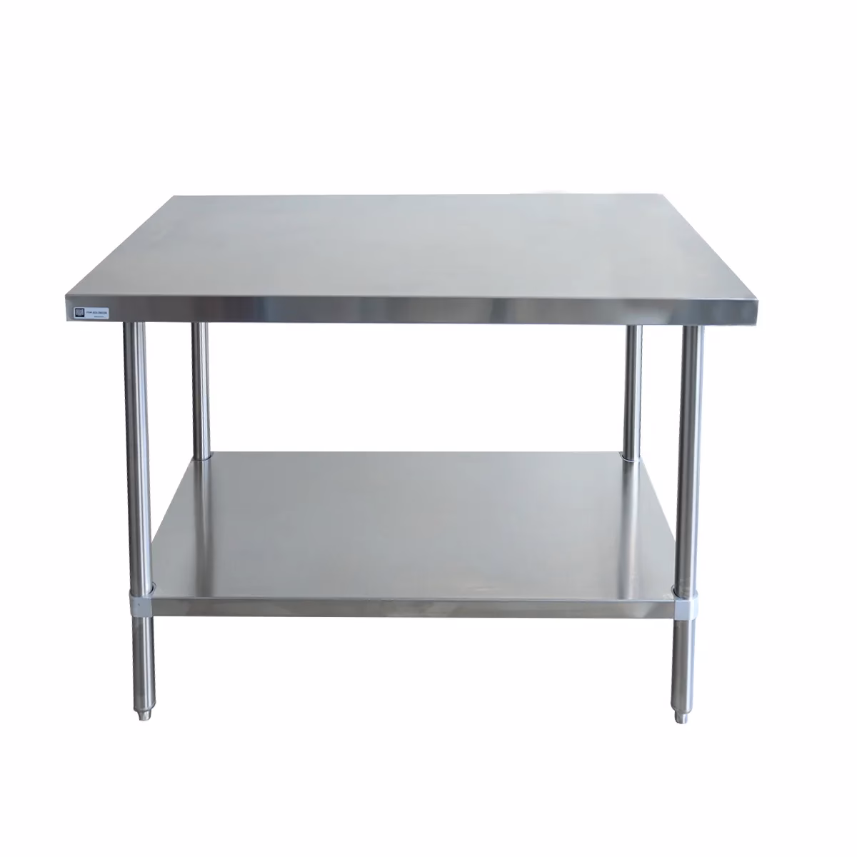 ¿Dónde puedo encontrar los mesones de acero inoxidable para mi cocina industrial?