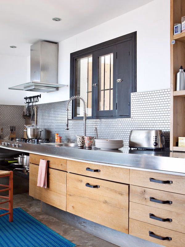 ¿Qué es la combinación de madera y acero inoxidable?