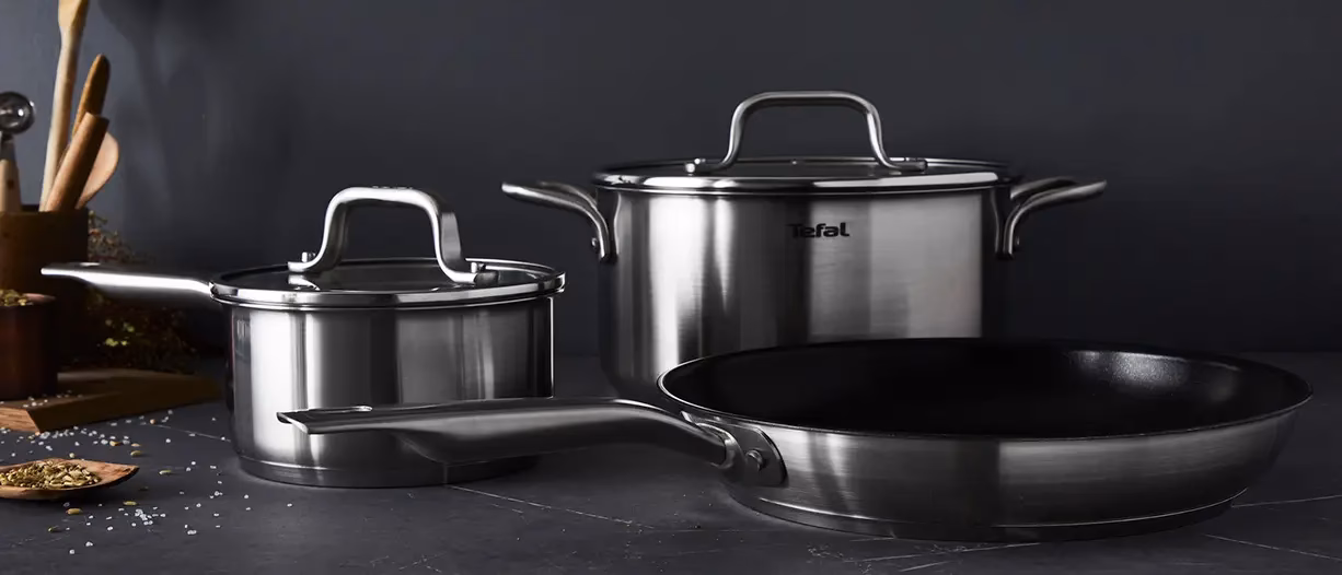 ¿Qué son las sartenes de acero inoxidable?