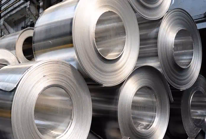 ¿Cuál es la diferencia entre una compuerta de acero inoxidable y una esclusa de neopreno?