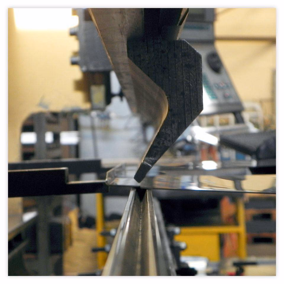 ¿Se puede pegar acero inoxidable soldado?