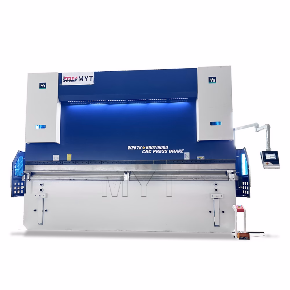 ¿Dónde se fabrican Las plegadoras hidráulicas korpleg mdlo PCN?