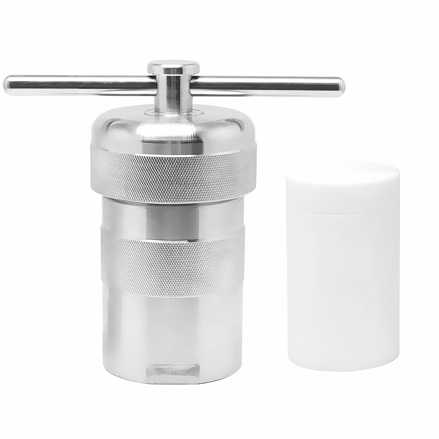 ¿Qué material de construcción se usa para los reactores de tanque agitado?