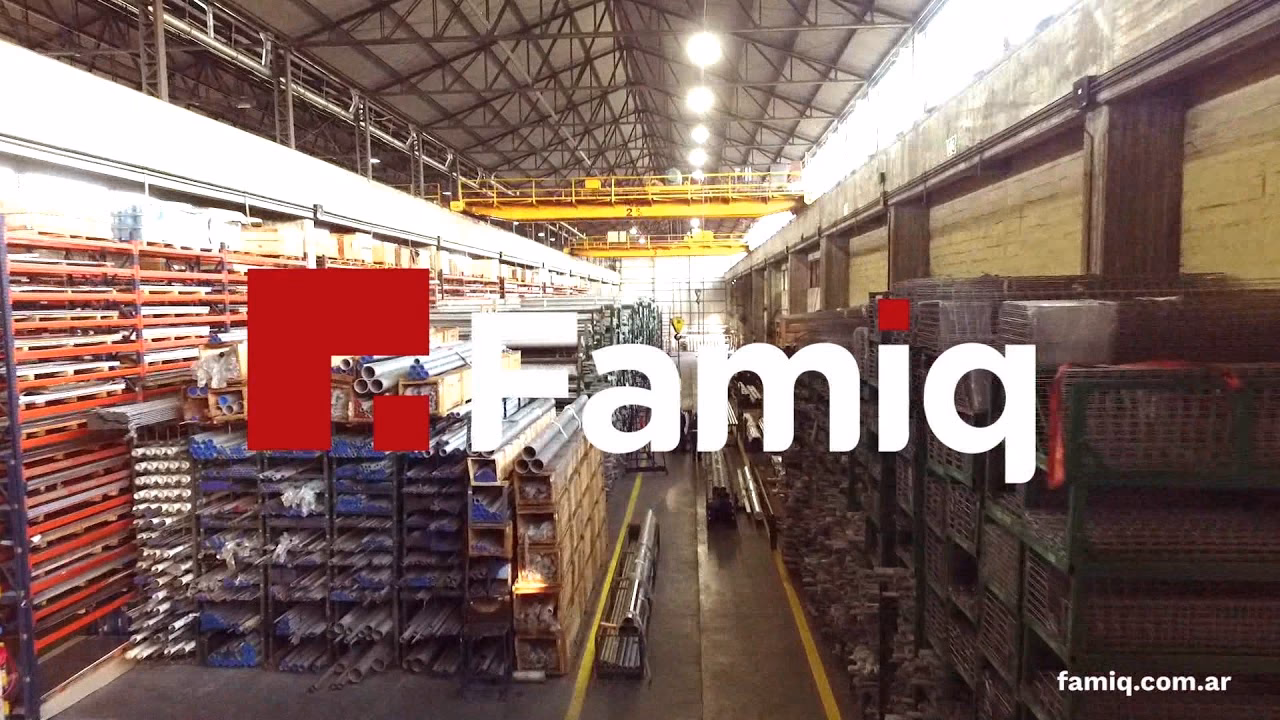 ¿Cuál es el número de teléfono de la empresa de acero inoxidable?