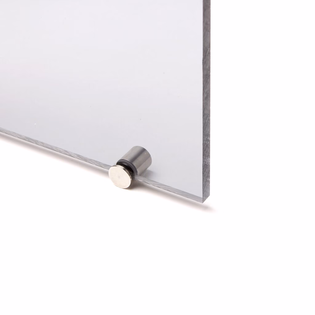 ¿Qué materiales se usan para fijar el acero inoxidable?