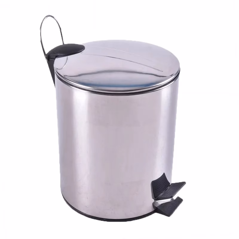 ¿Dónde se pueden encontrar tachos de basura hechos de plástico?