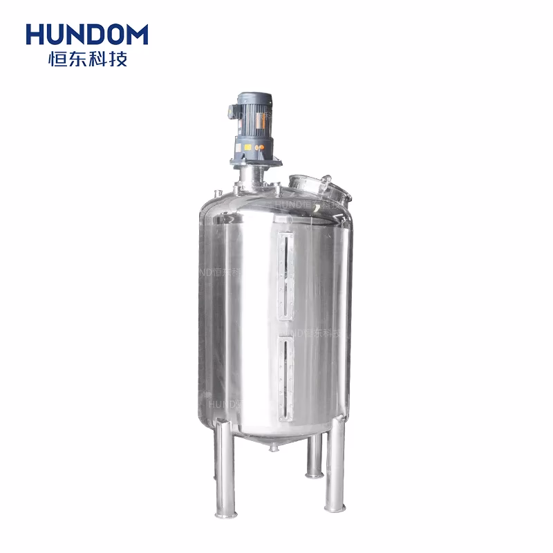 ¿Qué materiales se mezclan en el tambor de mezcla?