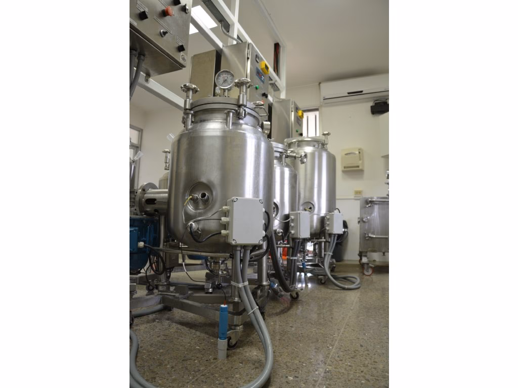 ¿Cómo colocar un tanque en una tubería?