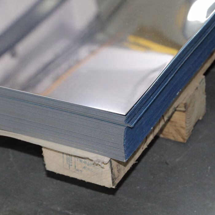 ¿Qué opciones estéticas ofrecen las placas de acero inoxidable?