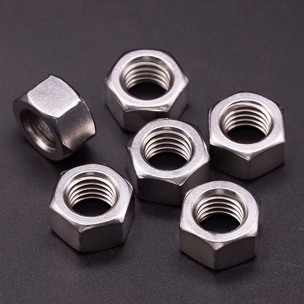 ¿Qué productos de tuercas ofrece Sodimac Perú?